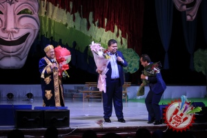 Мирзо театрининг  концерт дастуридан фоторепортаж