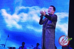 Бунёдбек Саидовнинг “Отам дуоси” номли концерт дастуридан фоторепортаж