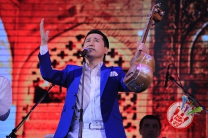 Бунёдбек Саидовнинг “Отам дуоси” номли концерт дастуридан фоторепортаж