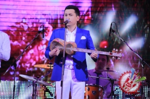 Бунёдбек Саидовнинг “Отам дуоси” номли концерт дастуридан фоторепортаж