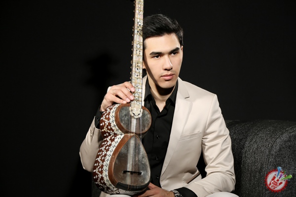 Ҳожиакбар Ҳайдаров янги фильм учун саундтрек куйлади