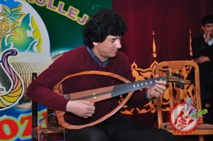 Жиззах вилоятида “Ким эдигу ким бўлдик, эртага қандай юксак марраларни эгаллашимиз керак?” мазмунидаги тарғибот тадбирлари бошланди.