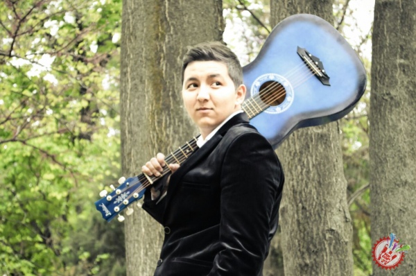 Ёш хонанда Беҳруз Тохировдан янги тарона “Гўзал”