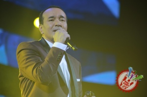 Озодбек Назарбековнинг "Меҳринг сабаб" номли концерт дастуридан фоторепортаж