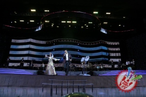 Озодбек Назарбековнинг "Меҳринг сабаб" номли концерт дастуридан фоторепортаж