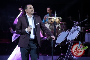 Озодбек Назарбековнинг "Меҳринг сабаб" номли концерт дастуридан фоторепортаж