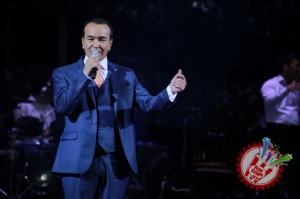 Озодбек Назарбековнинг "Меҳринг сабаб" номли концерт дастуридан фоторепортаж