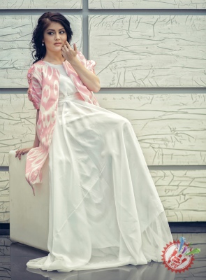 Дизайнер Гулчеҳра Юнусова янги либослари коллекциясини намойиш этди