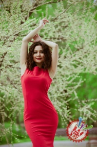 Ситора Алимжонова янги фотосессиясини тақдим этди