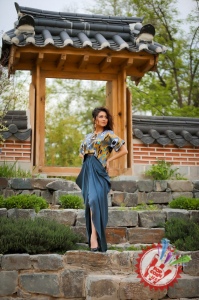 Ситора Алимжонова янги фотосессиясини тақдим этди