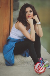 Ситора Алимжонова янги фотосессиясини тақдим этди