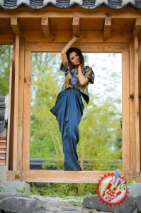 Ситора Алимжонова янги фотосессиясини тақдим этди