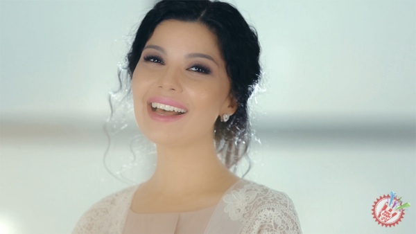 Мафтункор Шаҳзодадан ўзбекона видеоклип премьераси