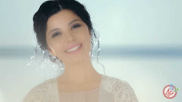 Мафтункор Шаҳзодадан ўзбекона видеоклип премьераси