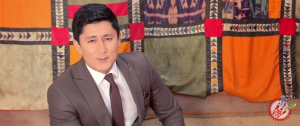 Фаррух Раимовдан янги видеоклип “Ўзгариб қоляпсанда”