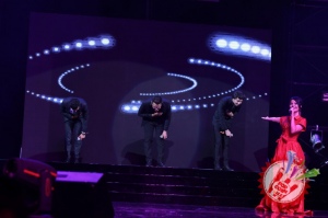 Мафтункор Шаҳзоданинг концерт дастуридан фоторепортаж