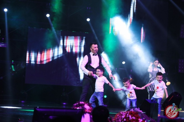 Бетакрор Шаҳзоданинг кутилмаган туҳфаларга бой концерт дастури ҳақида батафсил