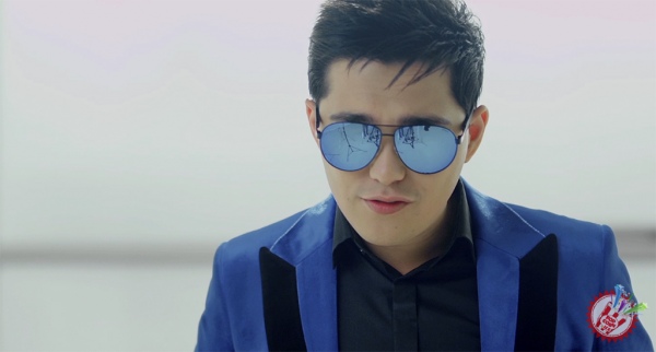 Фаррух Комиловдан янги видеоклип “Вой-вой”