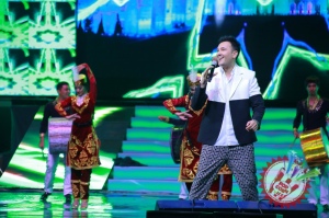 Сардор Раҳимхоннинг “Ҳар кунинг улуғ неъмат” номли концерт дастуридан фоторепортаж