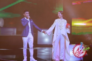 Шоҳруҳхоннинг концерт дастуридан фоторепортаж