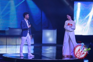 Шоҳруҳхоннинг концерт дастуридан фоторепортаж