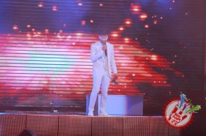 Шоҳруҳхоннинг концерт дастуридан фоторепортаж