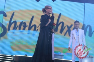 Шоҳруҳхоннинг концерт дастуридан фоторепортаж