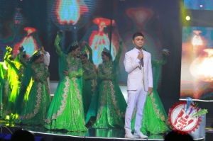 Шоҳруҳхоннинг концерт дастуридан фоторепортаж