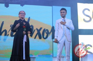 Шоҳруҳхоннинг концерт дастуридан фоторепортаж