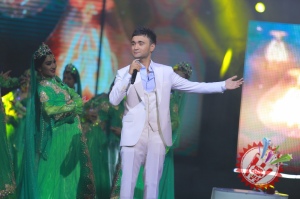 Шоҳруҳхоннинг концерт дастуридан фоторепортаж