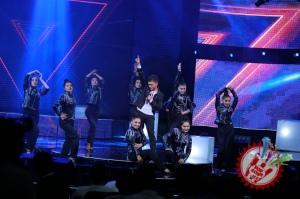 Шоҳруҳхоннинг концерт дастуридан фоторепортаж