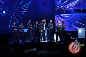 Шоҳруҳхоннинг концерт дастуридан фоторепортаж