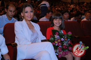 Шоҳруҳхоннинг юлдузларга тўла концерти ҳақида батафсил