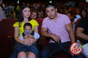 Шоҳруҳхоннинг юлдузларга тўла концерти ҳақида батафсил