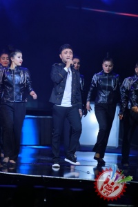 Шоҳруҳхоннинг юлдузларга тўла концерти ҳақида батафсил