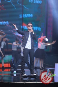 Шоҳруҳхоннинг юлдузларга тўла концерти ҳақида батафсил