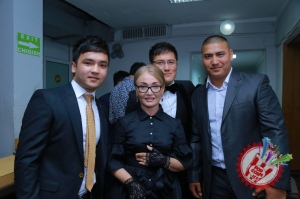 Шоҳруҳхоннинг юлдузларга тўла концерти ҳақида батафсил