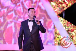 “Афсонавий 90” номли галаконцертдан фоторепортаж