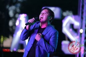 “Афсонавий 90” номли галаконцертдан фоторепортаж