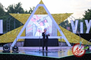 “Афсонавий 90” номли галаконцертдан фоторепортаж