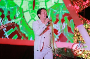 “Афсонавий 90” номли галаконцертдан фоторепортаж