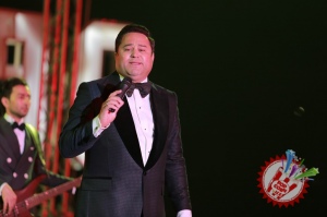 “Афсонавий 90” номли галаконцертдан фоторепортаж