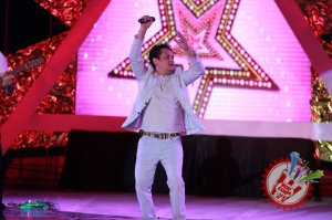 “Афсонавий 90” номли галаконцертдан фоторепортаж