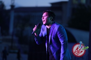 “Афсонавий 90” номли галаконцертдан фоторепортаж