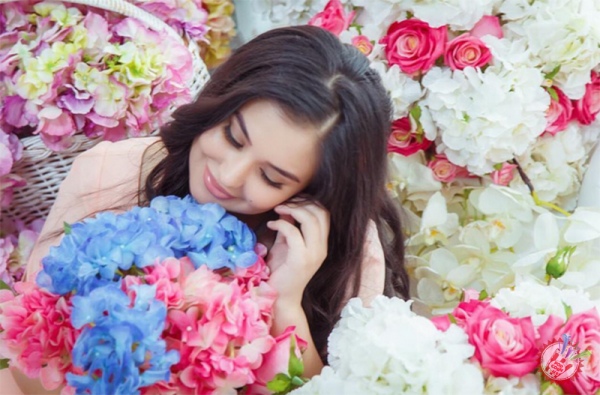 Ҳадичадан янги тарона премьераси “Ота”