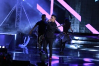 Уммон гуруҳининг яккахон концерт дастуридан фоторепортаж