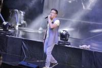 Уммон гуруҳининг яккахон концерт дастуридан фоторепортаж