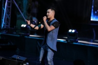 Уммон гуруҳининг яккахон концерт дастуридан фоторепортаж