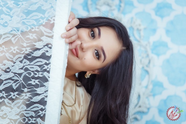 Хонанда Ҳадича янги қўшиғини тақдим этди