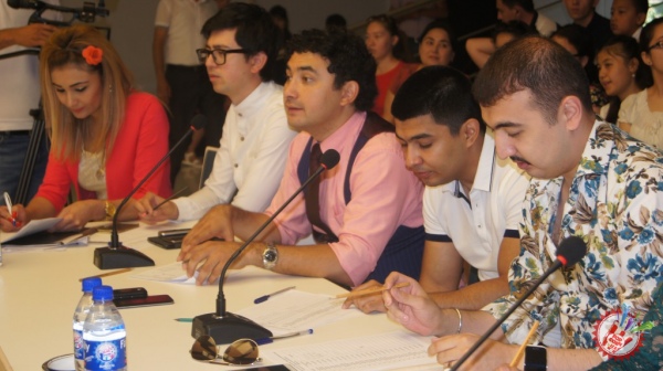 “Миллий ва замонавий эстрада хонандалиги” лойиҳасида  71 нафар иштирокчи